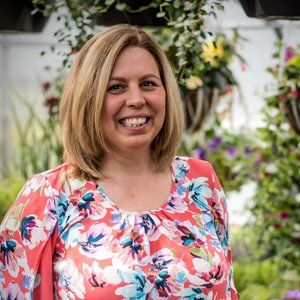 Meet your Posher, Stacy